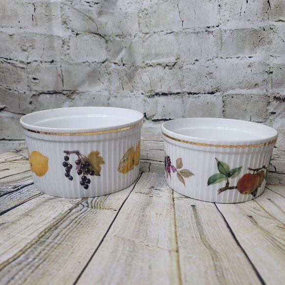 2 Royal Worcester Evesham Gold Soufflé Dish 5.25 and 6" Ramekins Serving Bowls - Picture 1 of 8